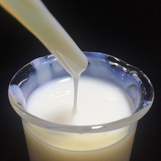 wholesale Translucent milky white water based acrylic emulsion factory